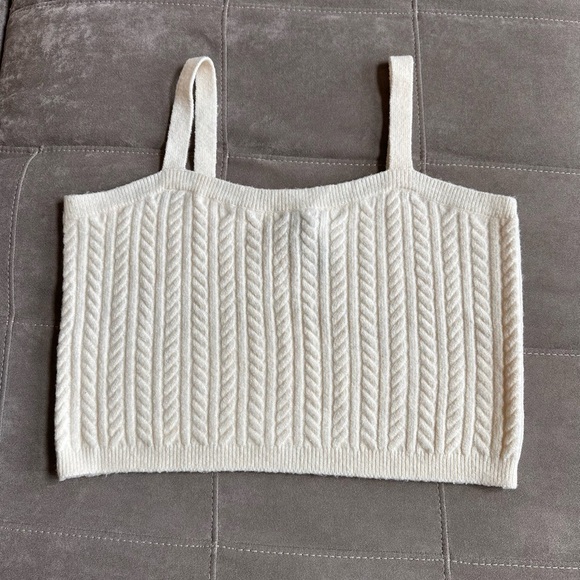 Express Cream Knit Blouse - Picture 3 of 9